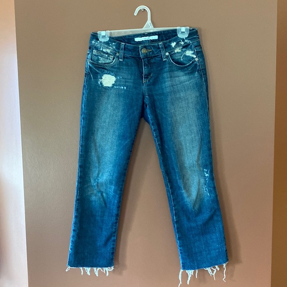 Joe’s jeans, Capri pants with raw hemline and distressing throughout. Size 25. - Picture 2 of 10